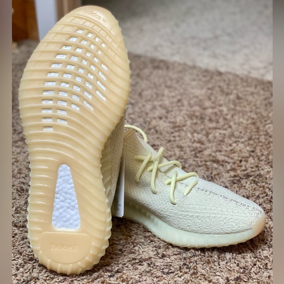 Yeezy Boost 350 V2 Butter 11 Deadstock NWT - Picture 2 of 13